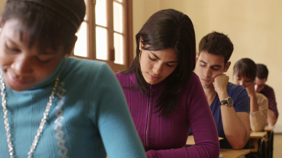 Consejos para ahorrar mientras estés en la Universidad [VÍDEO]