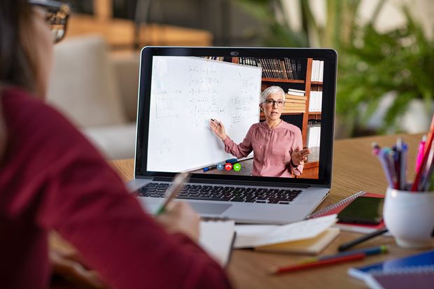 Cursos gratis del SEPE para la formación de parados, autónomos y trabajadores en ERTE