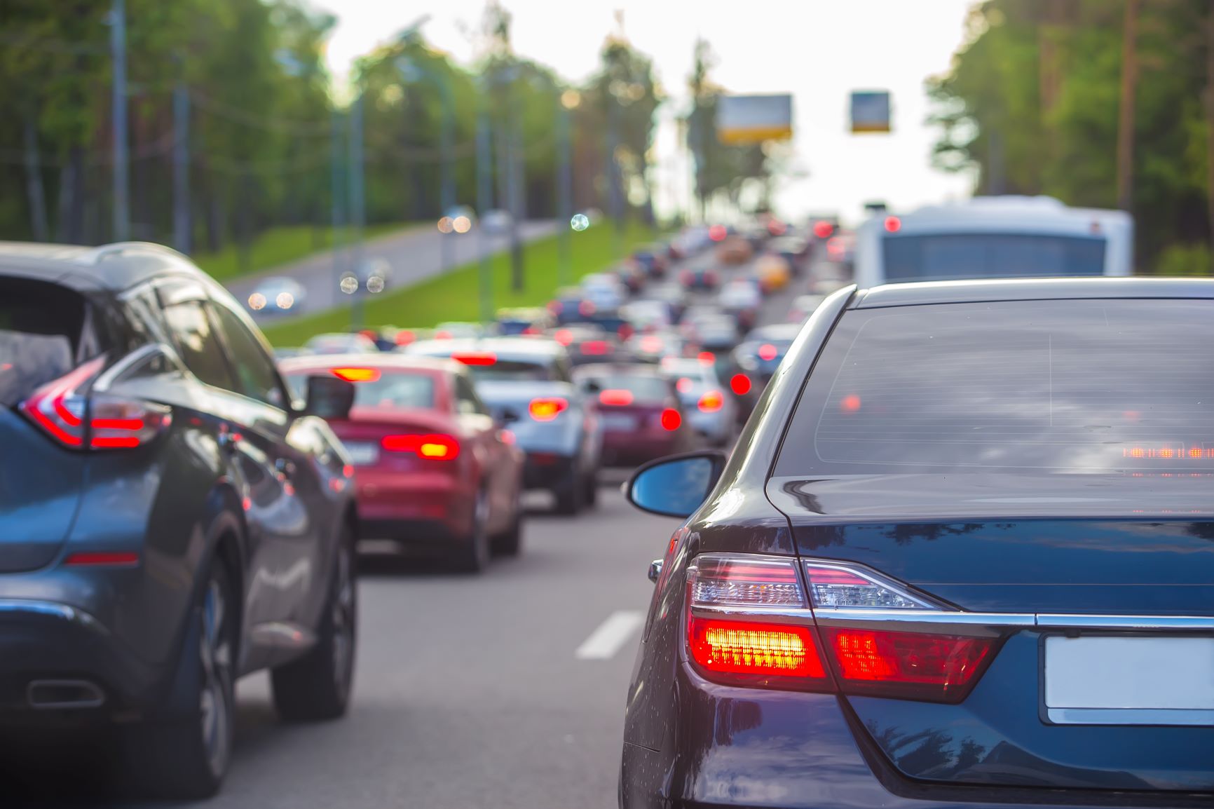 El peligro de los coches “zombi”: más de 2’5 millones circulando de baja y sin seguro